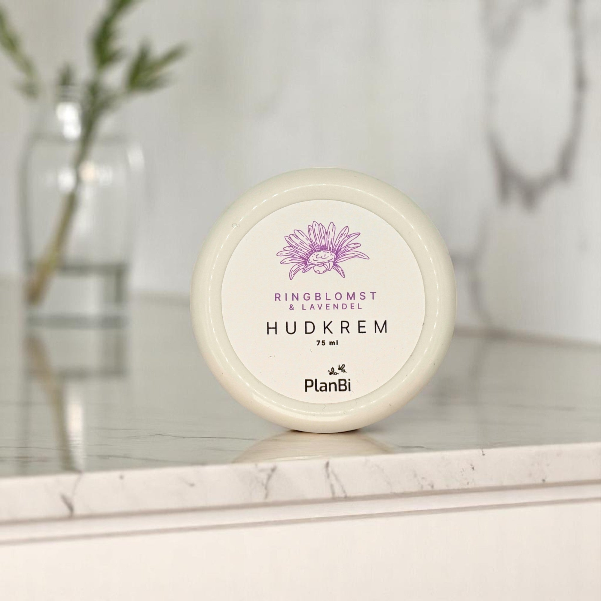 Hudkrem med ringblomst og lavendel